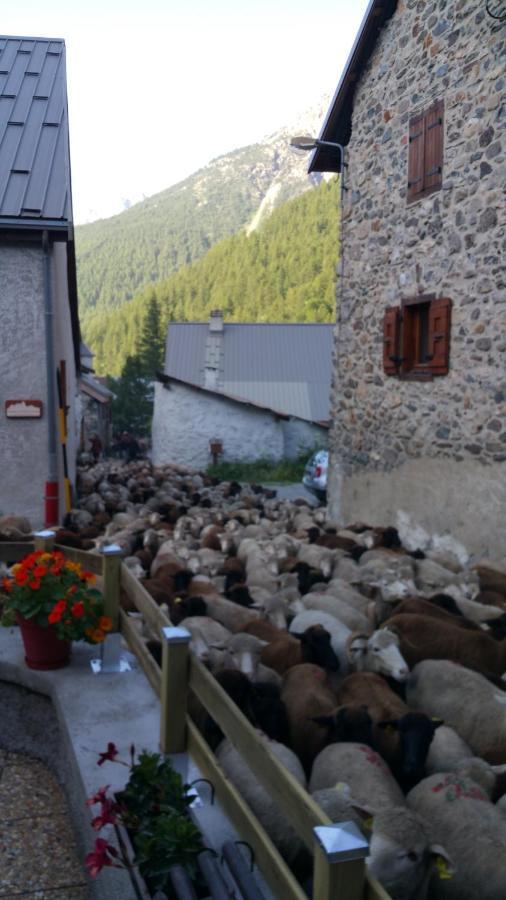 Chez Annie & Marcel Bed & Breakfast Le Monetier-les-Bains Luaran gambar